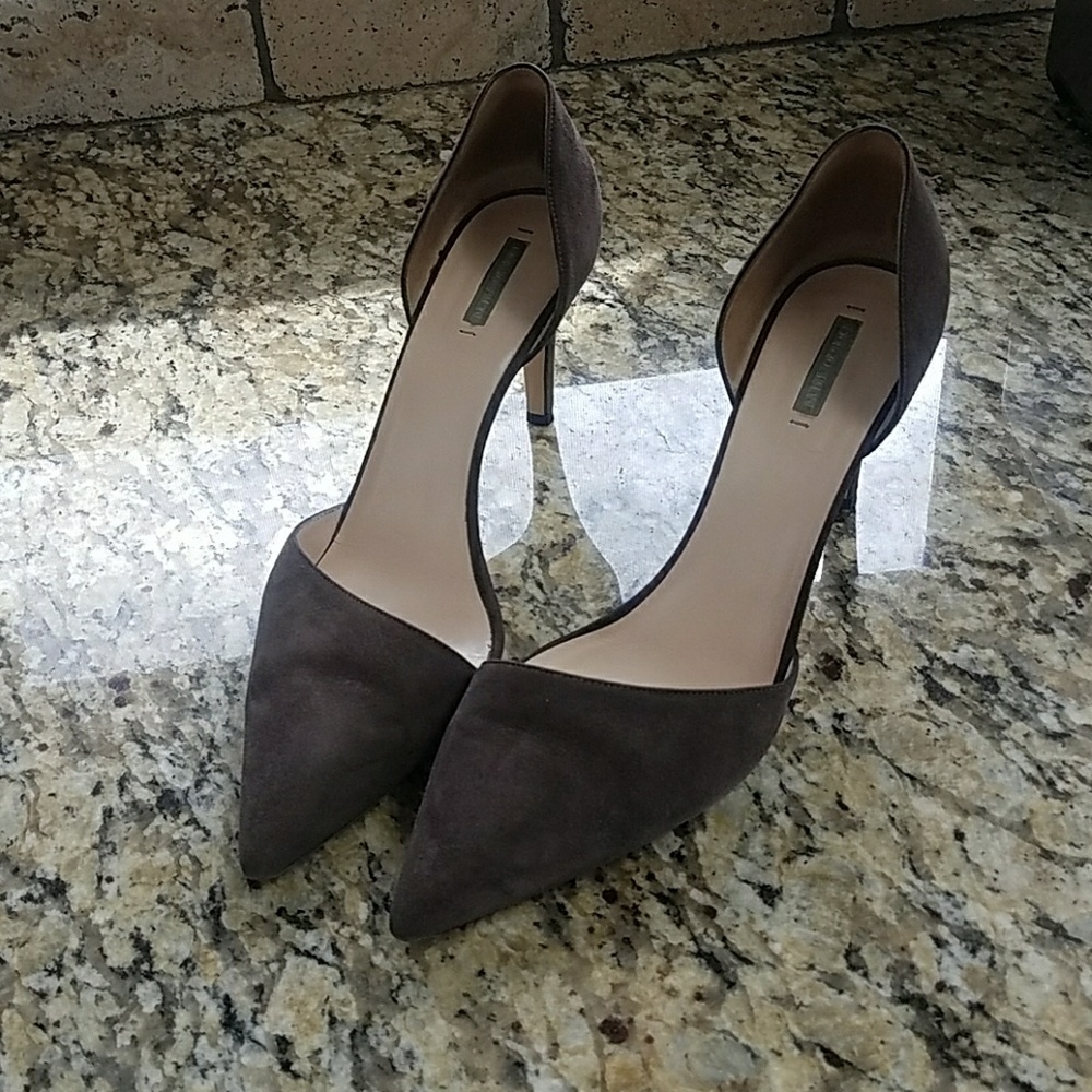 Giorgio Armani D'Orsay Brown Pumps